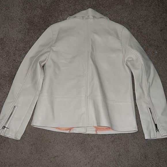 Zara Girls Collection - Picture 3 of 3